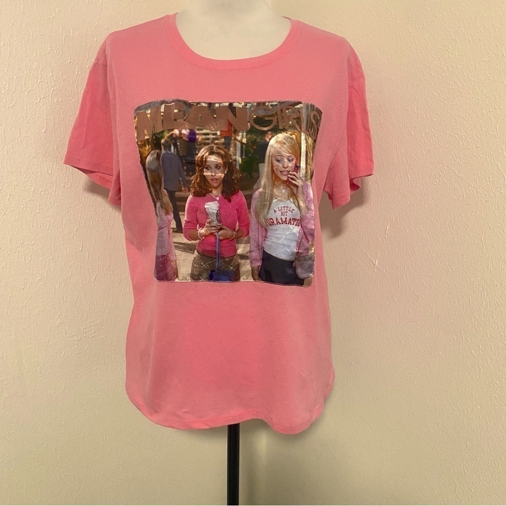 Mean Girls Pink Movie Scene Graphic Tee Size XL (15-17) Fits Women Small Y2K